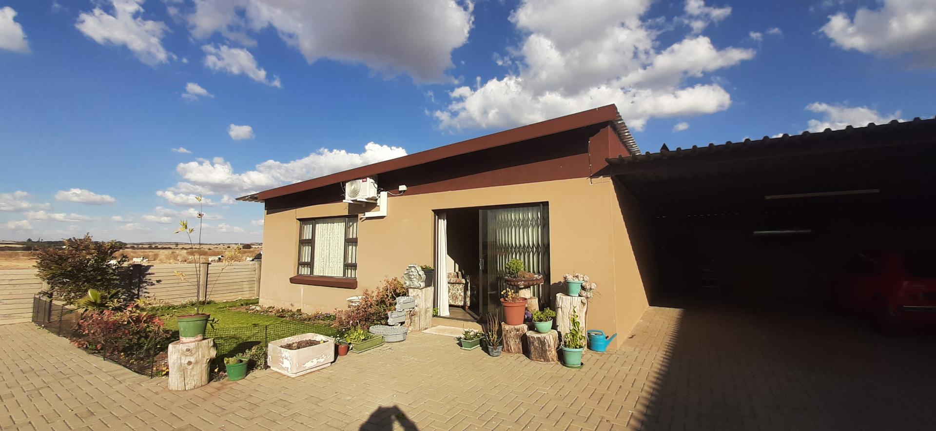 4 Bedroom Property for Sale in Mimosa Park Free State